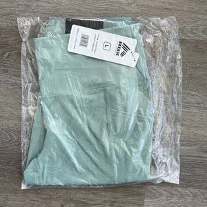 RBX | Microtech Ultra Hold Laser Capri | SIZE L